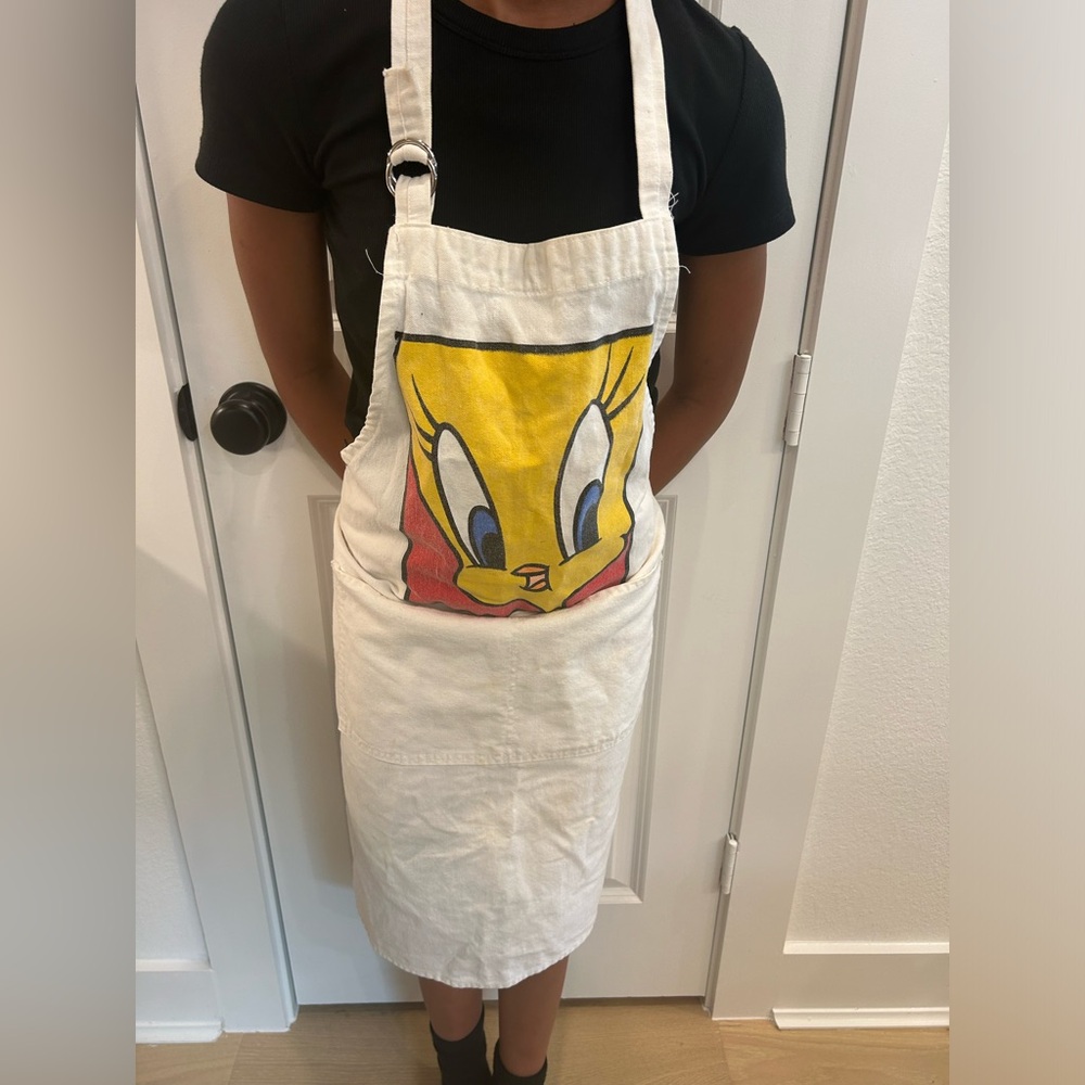Vintage Tweety  Acme clothing Apron 1991 one size / all
Size friendly